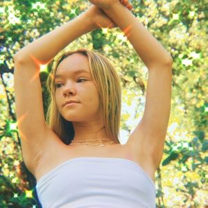 Meet your Posher, Emma